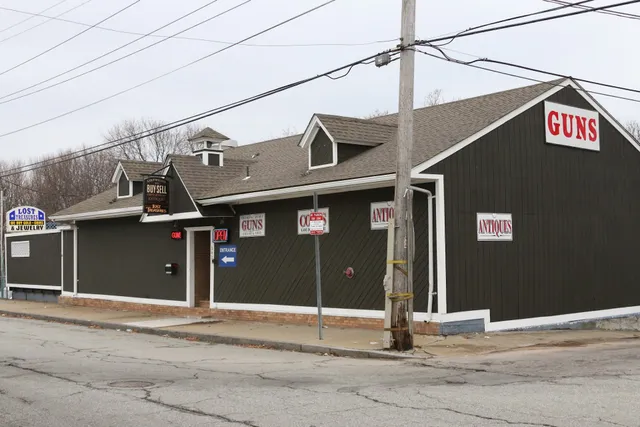 Lost Treasures Gun & Coin