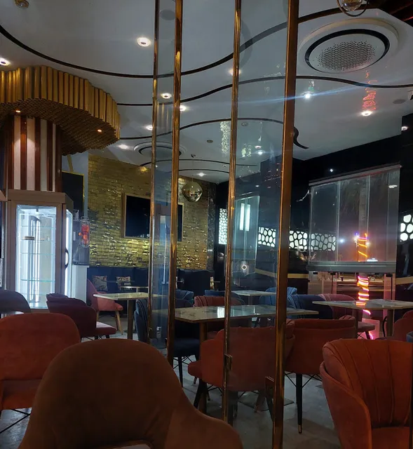 Y&M Chinchilla Café & Restaurant