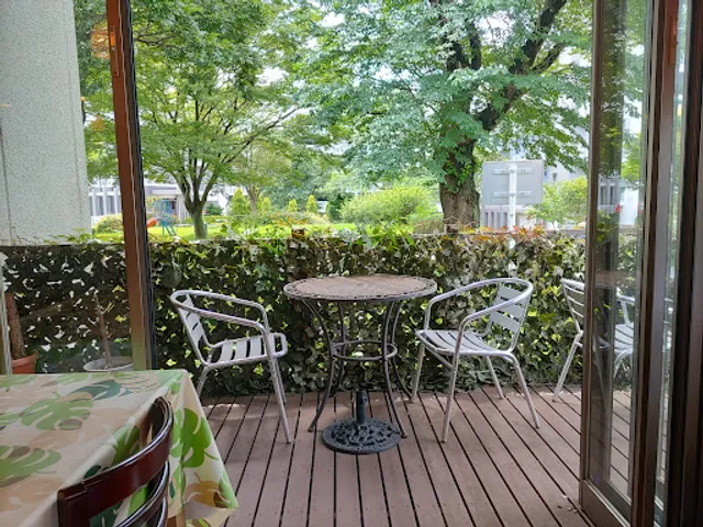 Bishoku No Mori Nanohana Market