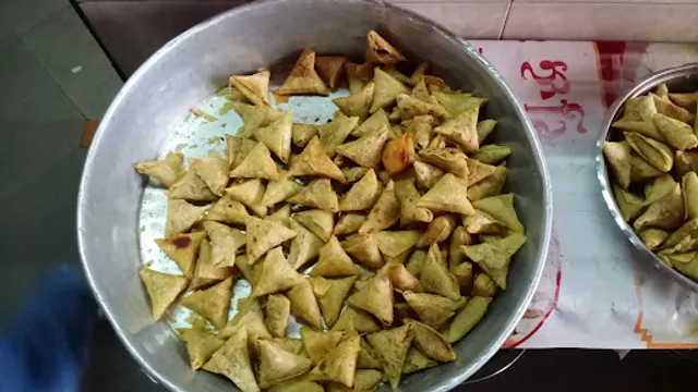 Surendranagar Samosa & Cold Coco