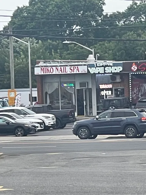 1Crown Smoke and Vape Shop