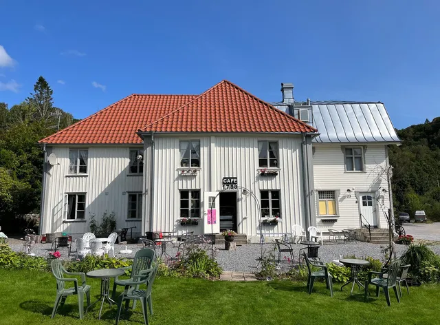 Kviströms Gästgiveri: Cafe - Rooms - Conference services