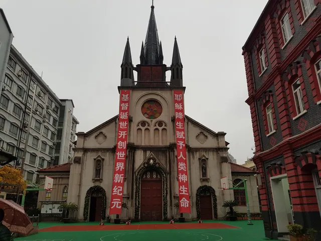Dioecesis Shanghai E.C.S. St. Joseph Ecclesia Yangjinbang （East Gate）