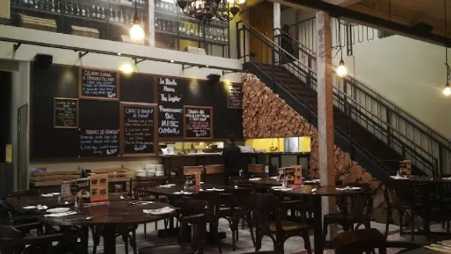 La Risata Bar Pizzeria Ristorante (Ampang)