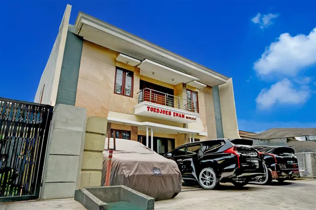 Hotel O 76 Gayungsari