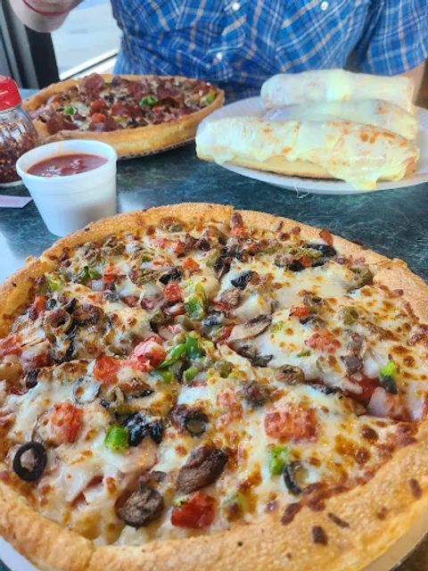 Ricko's Pizzeria And Italian Cuisine