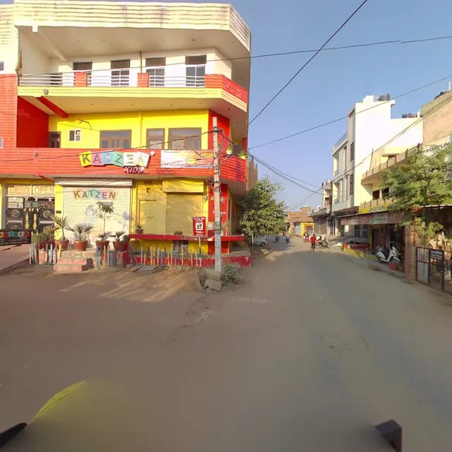 SPOT ON Hotel Karni Kripa