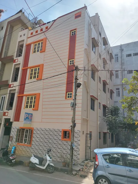 New laskhmi Balaji Ladies PG