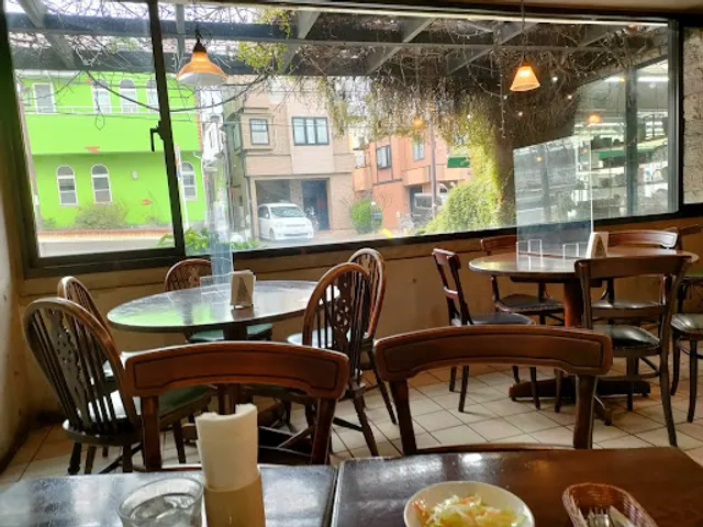 AKI’S 藤が岡店