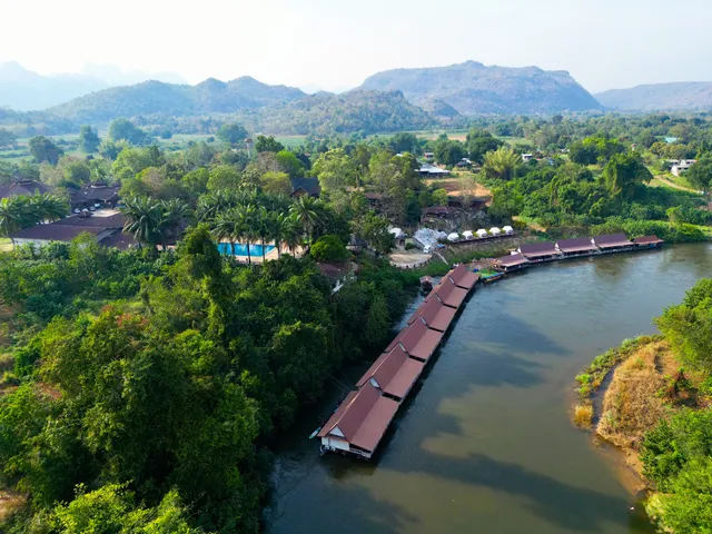 เฮฟเว่น แคว รีสอร์ท (Heaven Kwai Resort)