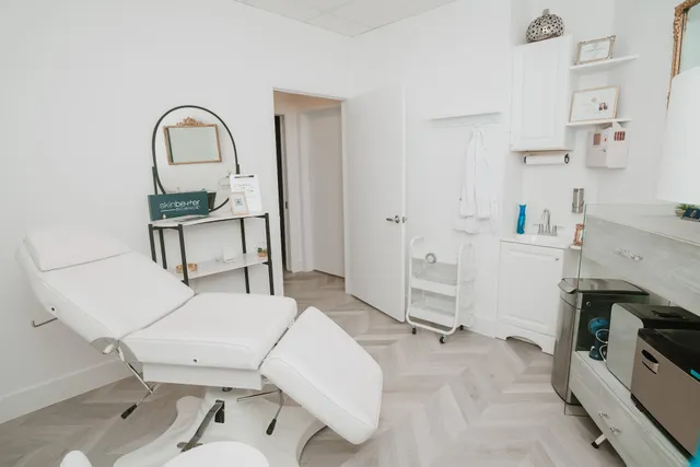Esthétique De Luxe Medical Spa