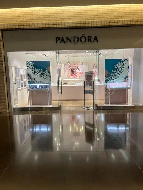 Pandora Jewelry - NorthPark Centre