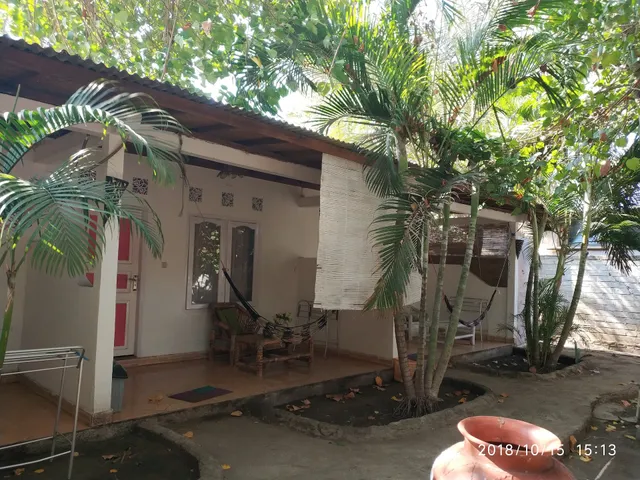 Good For Ya Knee 2 Hostel