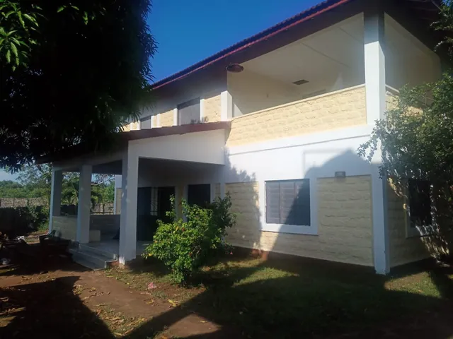 Apple Mango Apartments