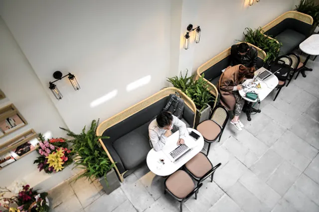 WONDERLUST - Coffee & Souvenir