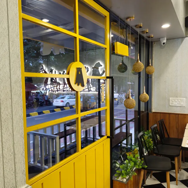 Polar Bear Ice Cream Sundaes - Himayat Nagar