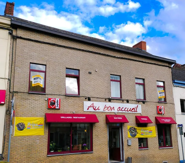 Au Bon Accueil / Domina Toni