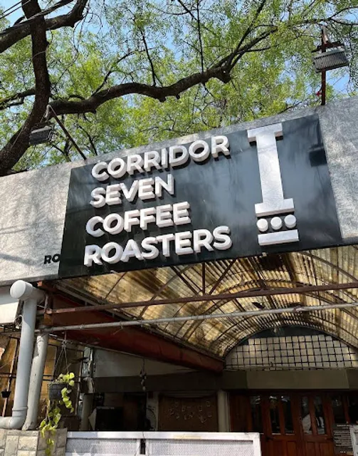 Corridor Seven Coffee Roastery/Standing Room