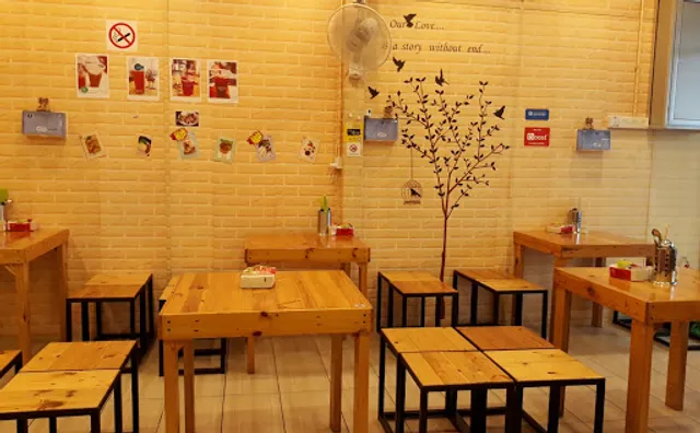 Huahin Station Thai Restaurant