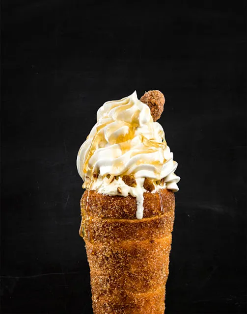 Eva's Original Chimneys (Square One Food Court)