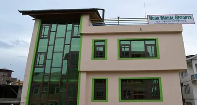 OYO 24456 Noor Mahal Resorts