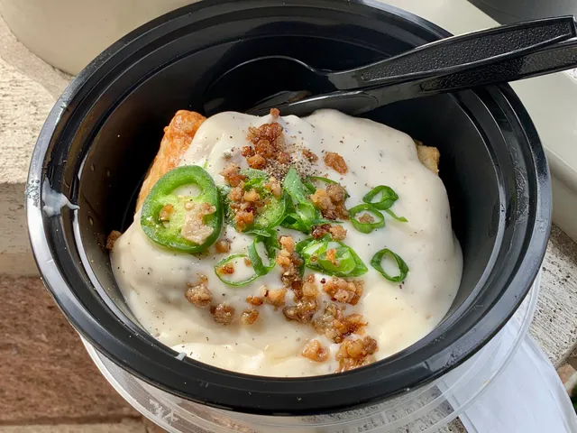 Flat Top Biscuits & Gravy