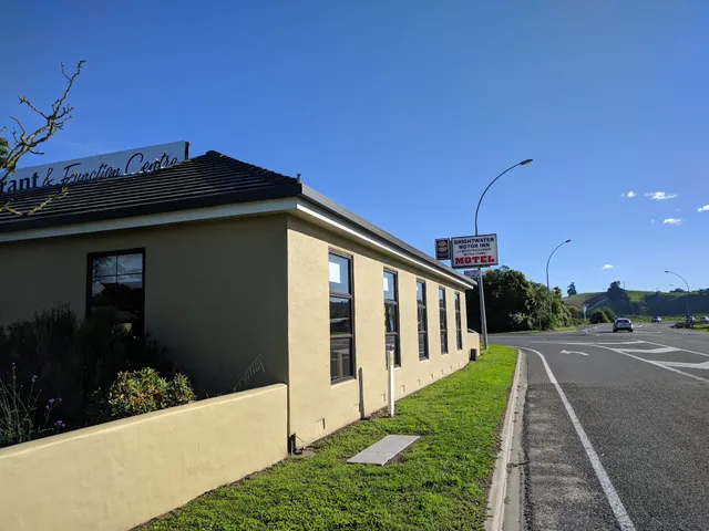 Brightwater Motor Inn