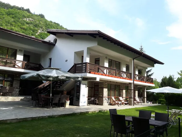 Relax Houses (Къщи Релакс)