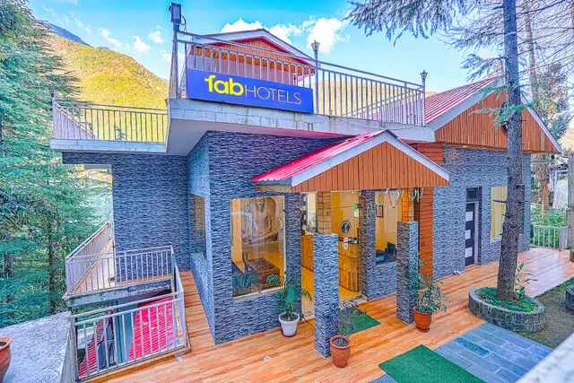 FabHotel Green Origins - Hotel in Dharamkot, Dharamshala