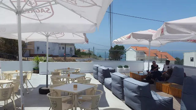 Zulla Terrace Bar
