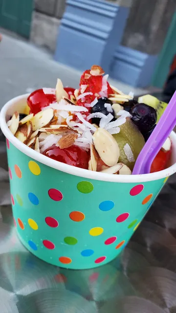 O'Yummy Frozen Yogurt
