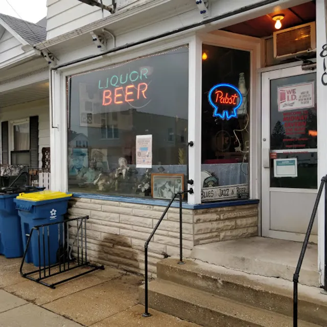 Midway Tavern