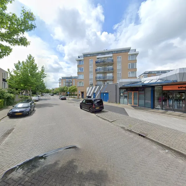 Cornel Express Spareribs & Burgers