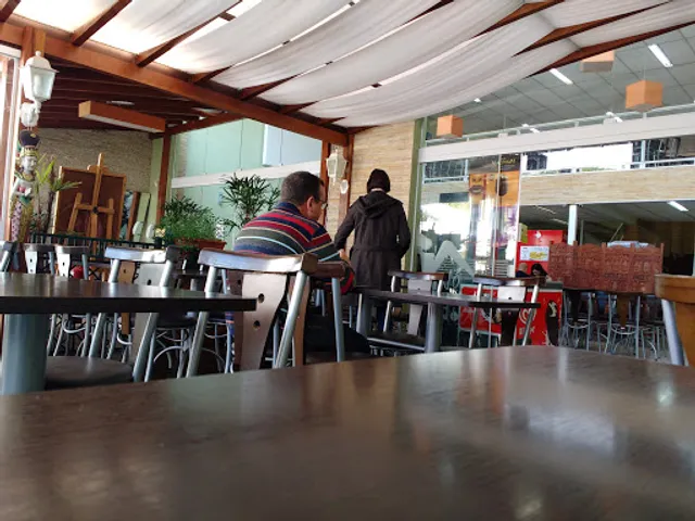Vó Lídia restaurante - Juvevê