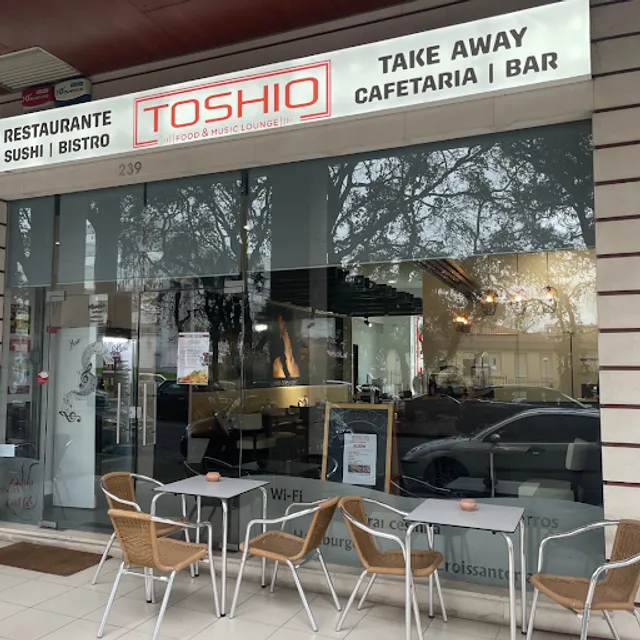 Toshio Food & Music Lounge