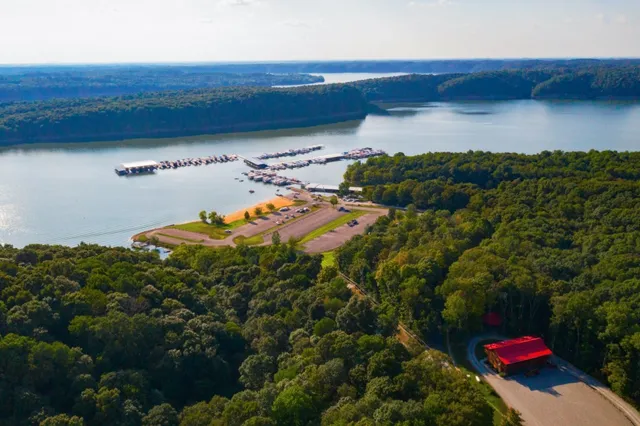 Holmes Bend Marina and Resort