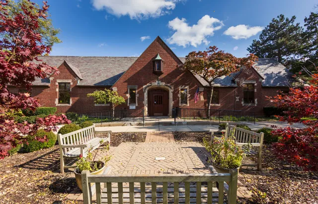 Wright Memorial Public Library