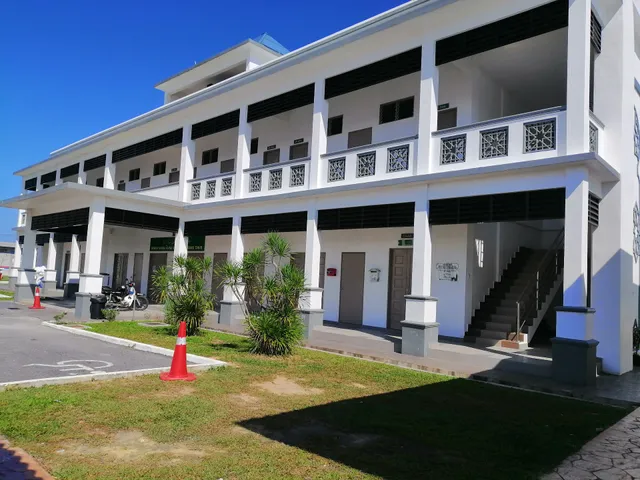 Rumah Inap Masjid Seberang Takir