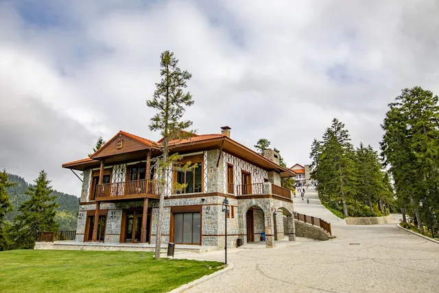 FOLEYA MOUNTAIN RESORT