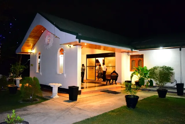 The King's island Negombo