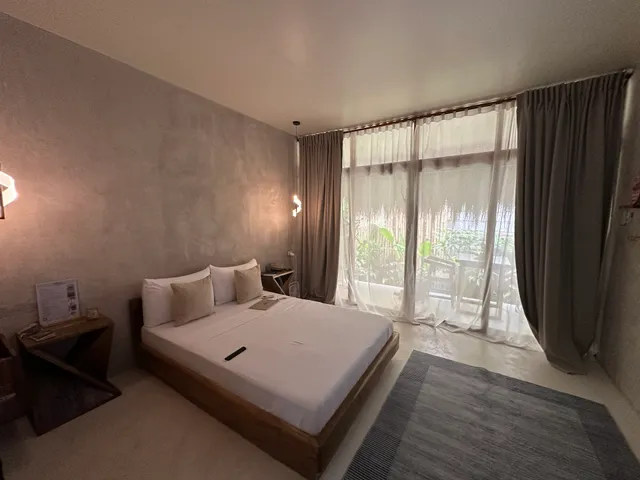 Moringa Inn - Stolen business