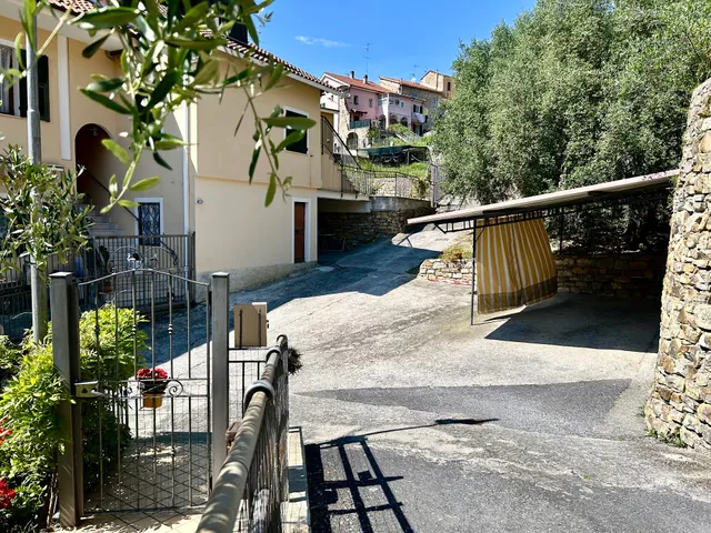 Casetta Ulivi e Rosmarino