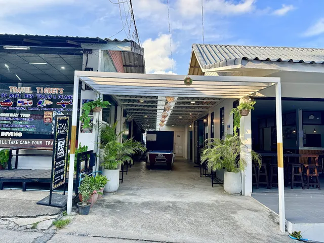 Eclipse Hostel & Bar