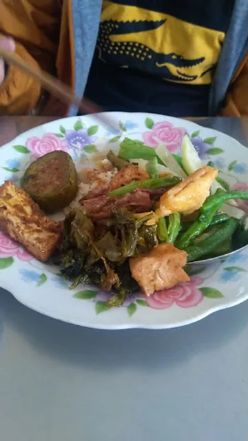 Quán Cơm Chay Hoa Sen