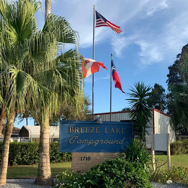 Breeze Lake Mobile Home and RV Campground