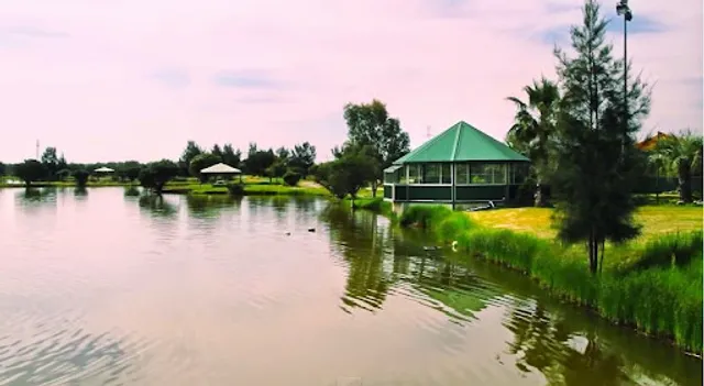 Golden Ponds - The Oasis of Baldivis