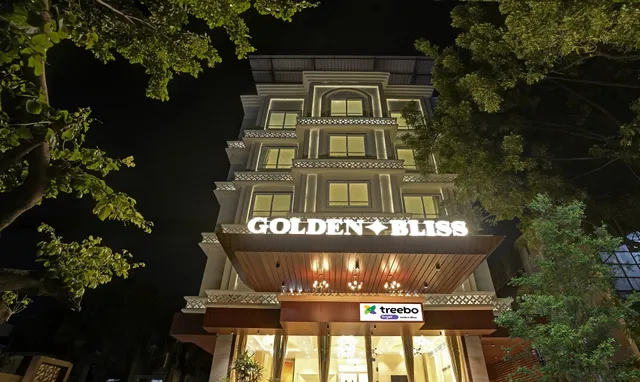 Treebo Premium Golden Bliss Trimurti Nagar Square