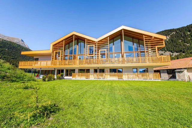 ALPINES lake & mountain Residence