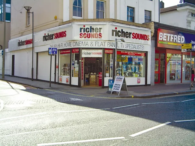 Richer Sounds, Brighton