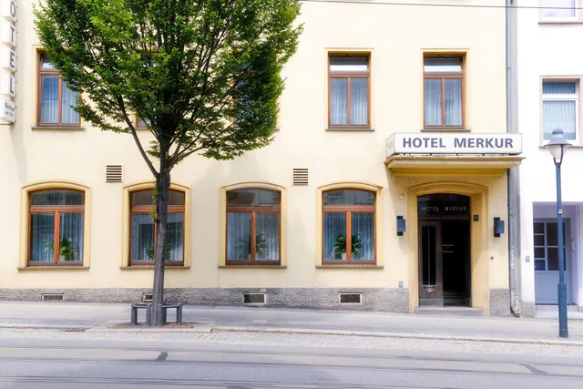 Hotel Merkur Garni